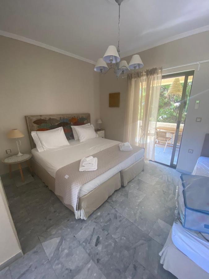 Aelia Houses Agia Marina  Esterno foto